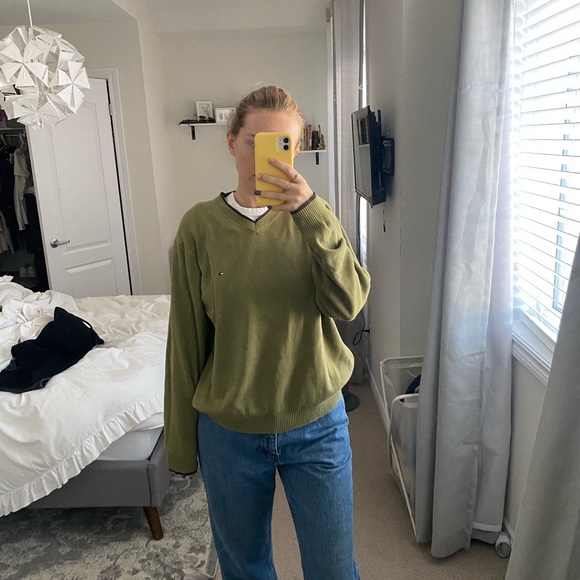 Tommy hilfigger green sweater - Picture 2 of 2